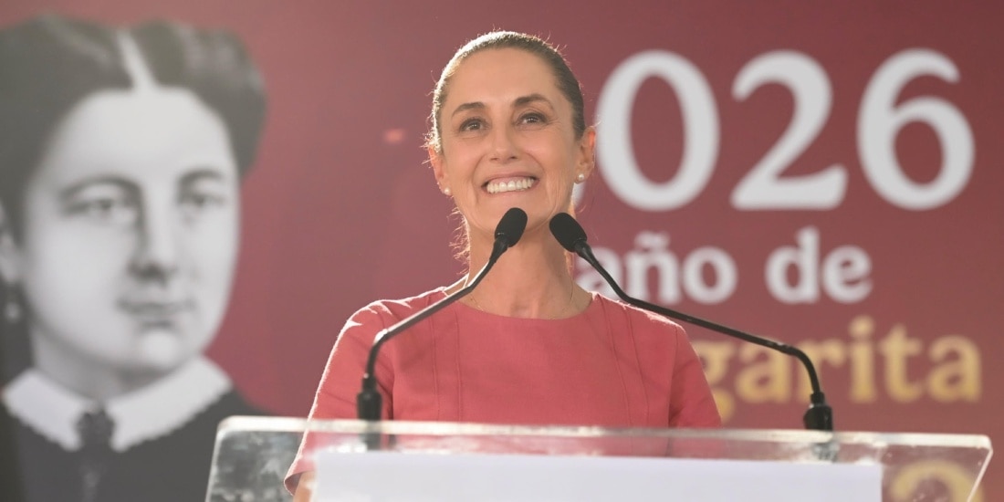 ‘México no se vende, no se rinde y está de pie siempre por su pueblo’, afirma Sheinbaum.