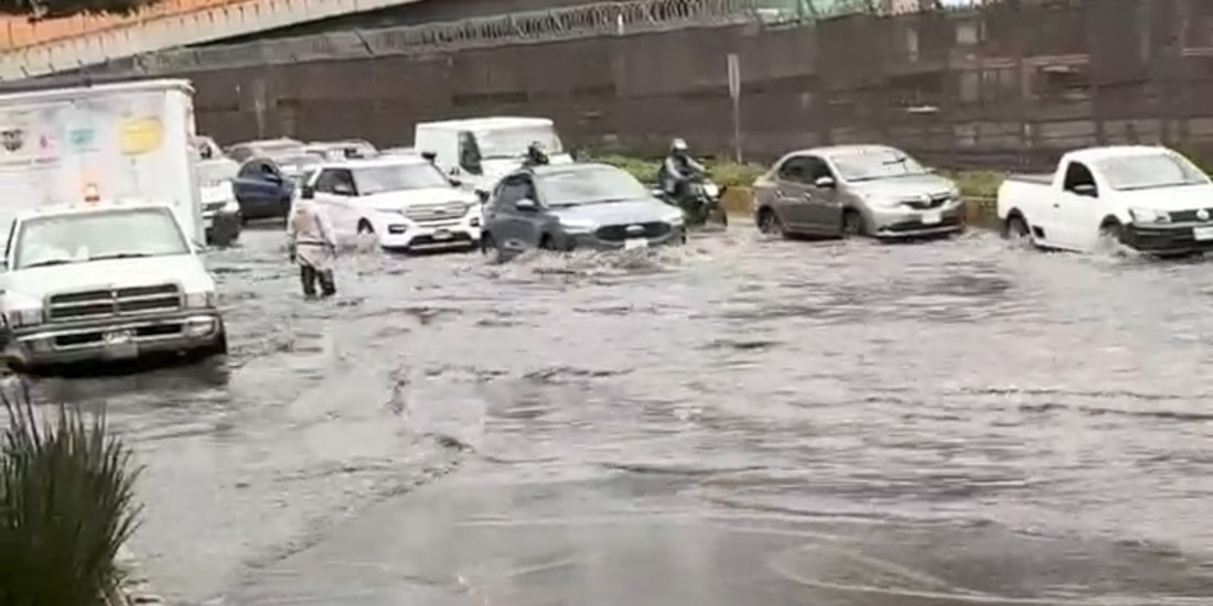 Se han presentado inundaciones a la altura del Circuito Interior, cerca de Metro Oceanía