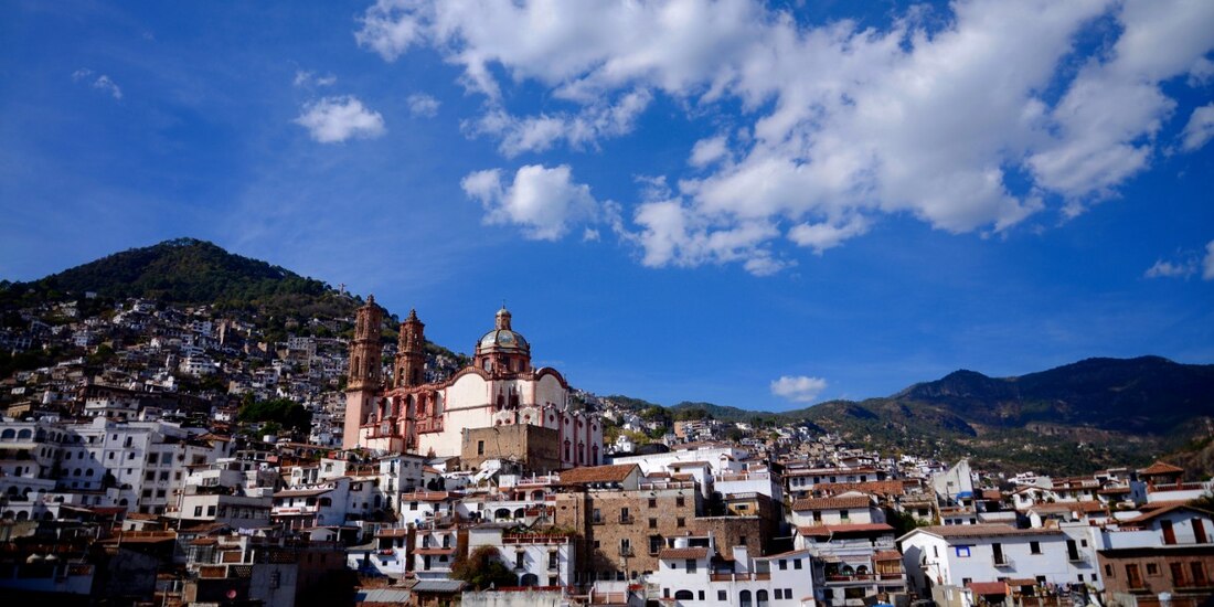 Taxco es uno de los destinos favoritos de los turistas por su acervo cultural y la venta de accesorios de plata.