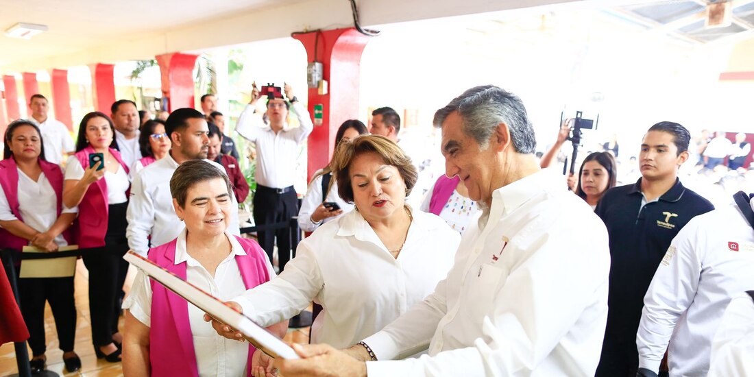 Américo Villarreal, Gobernador de Tamaulipas.