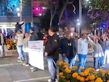 Trabajadores del IMSS bloquean Reforma