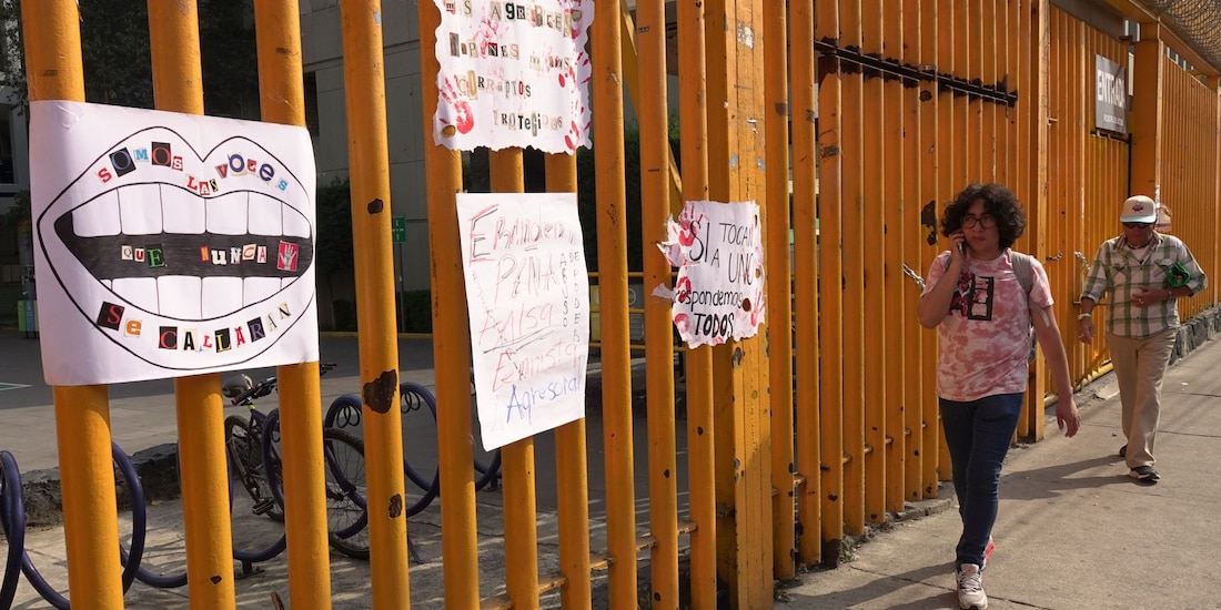 Fotografía ilustrativa de una protesta en un plantel de la Escuela Nacional Preparatoria de la UNAM.
