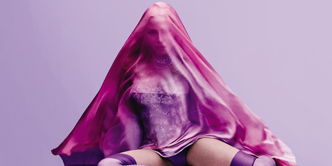 Madonna en la portada de su nuevo disco.