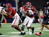 Brian Robinson, corredor de Alabama, en el Cotton Bowl ante Cincinnati