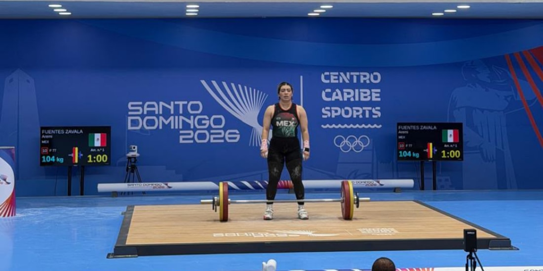Aremi Fuentes se despide de Santo Domingo con una medalla de plata.
