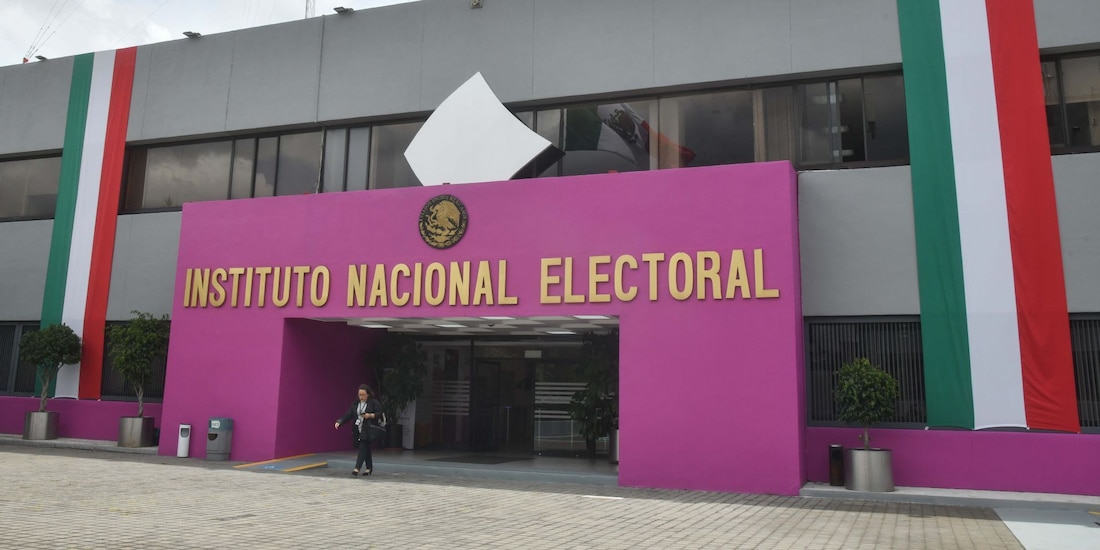 Fachada del edificio del INE en la alcaldía Tlalpan, al sur de la Ciudad de México.