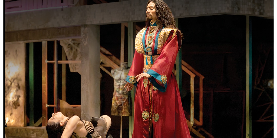 BAILARINES en una función de El mandarín milagroso.