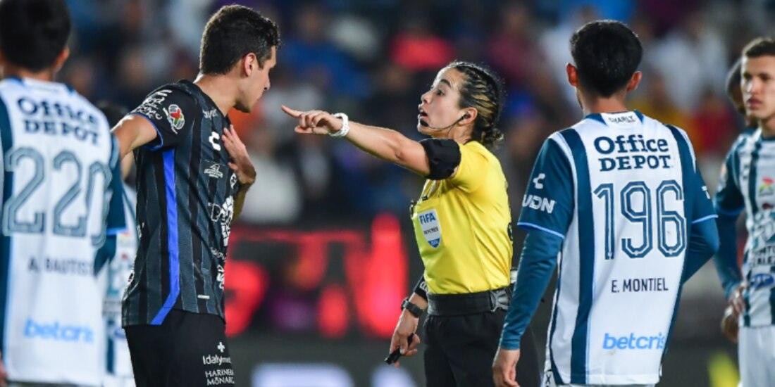 Katia Itzel García vuelve a ser central de un partido de la Liga MX