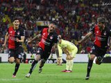 Brian Lozano festeja después de anotar su segundo gol en el duelo entre Atlas y América.