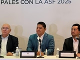 Al centro de la imagen el Gobernador de SLP.