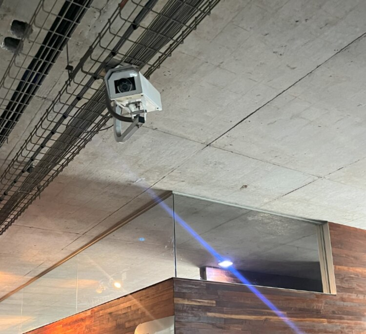 Una de las cámaras de la planta baja
del inmueble que no sirve.