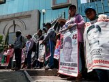 Madres, padres y compañeros de los 43 normalistas de Ayotzinapa se trasladaron a la sede del Consejo de la Judicatura Federal, desde el plantón que mantienen enfrente de Campo Militar No.1 de la Secretaría de la Defensa Nacional (SEDENA). Ya en el punto exigieron una mesa de diálogo con autoridades del Poder Judicial para granizar el acceso a la información y sentencia a los culpables por el crimen que el próximo 26 de septiembre de 2023 cumplirá 9 años. Lo anterior forma parte de las protestas y actividades por este noveno aniversario. Asimismo, exigen al gobierno de Andrés Manuel López Obrador la entrega de información contrastante y completa acerca de las conversaciones del Ejército el día de los hechos.