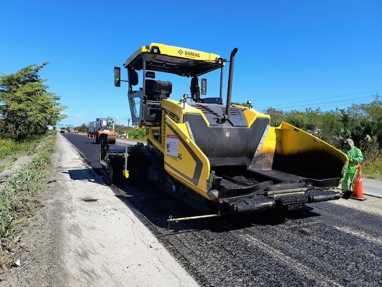 Trenes de pavimentación operan en 16 estados