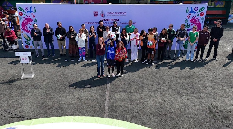 Torneo de fútbol infantil comunitario Ōllamaliztli se realizó con motivo del Mundial 2026.