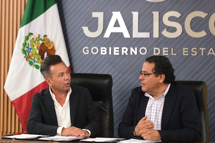 Autoridades estatales refuerzan el modelo educativo con aulas digitales y programas de robótica.