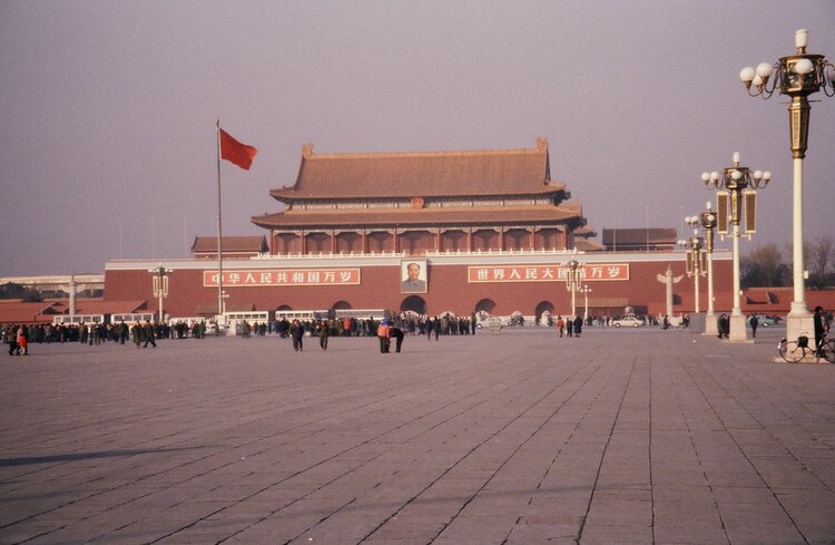 La plaza de Plaza de Tiananmen en Beijing, China.