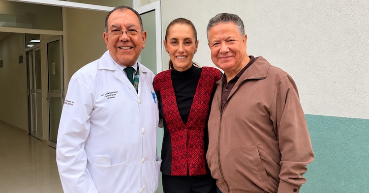 Sheinbaum y Menchaca dialogaron con el personal médico y administrativo