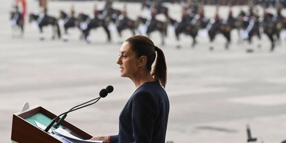 “Las Fuerzas Armadas de México nos recuerdan que la verdadera grandeza radica en la voluntad de servir”, dijo la presidenta Claudia Sheinbaum.