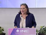 La consejera presidenta del INE, Guadalupe Taddei Zavala, en conferencia el 27 de abril de 2026.