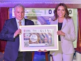 Olivia Salomón destaca al deporte como herramienta de paz y cohesión social durante la presentación del nuevo billete conmemorativo.