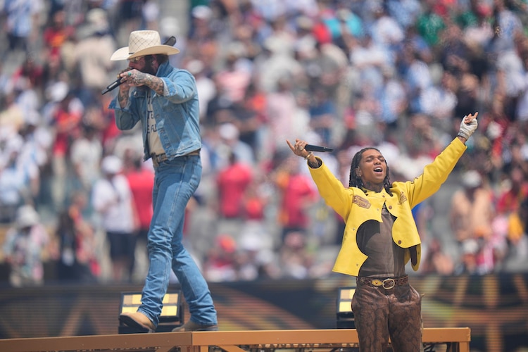 Post Malone y Swae Lee en el show previo de la Clausura del Mundial 2026
