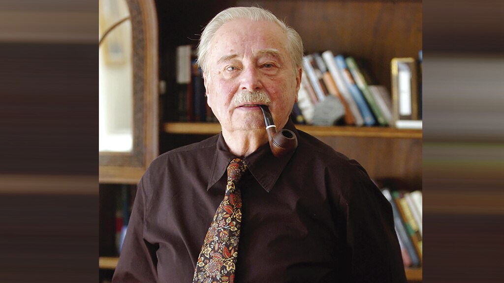 Milorad Pavić (1929-2009).