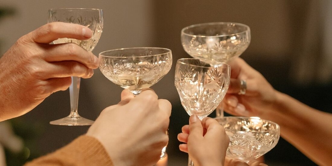 OPS recomienda celebrar estas fiestas decembrinas al aire libre o de manera virtual.