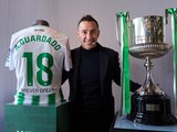 Andrés Guardado en su despedida con el Betis
