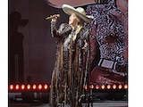 LA ARTISTA Alicia Villarreal durante su
show en el Auditorio Nacional, el jueves