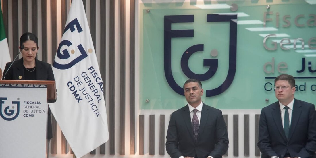 Al centro, el titular de la SSPC, Omar García Harfuch.