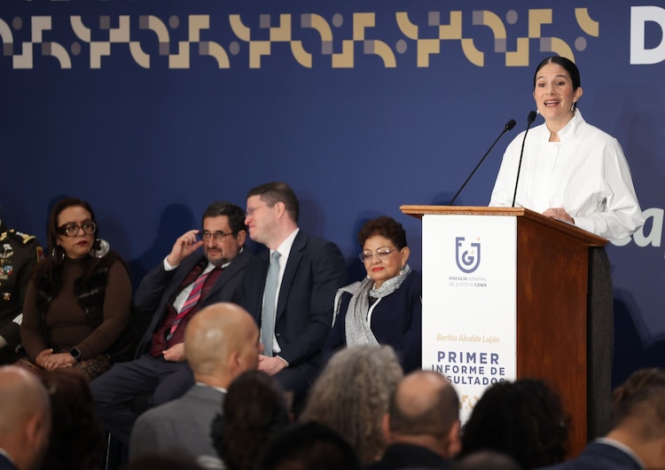 La fiscal capitalina Berta Alcalde informó una reducción histórica en delitos de alto impacto en la Ciudad de México.