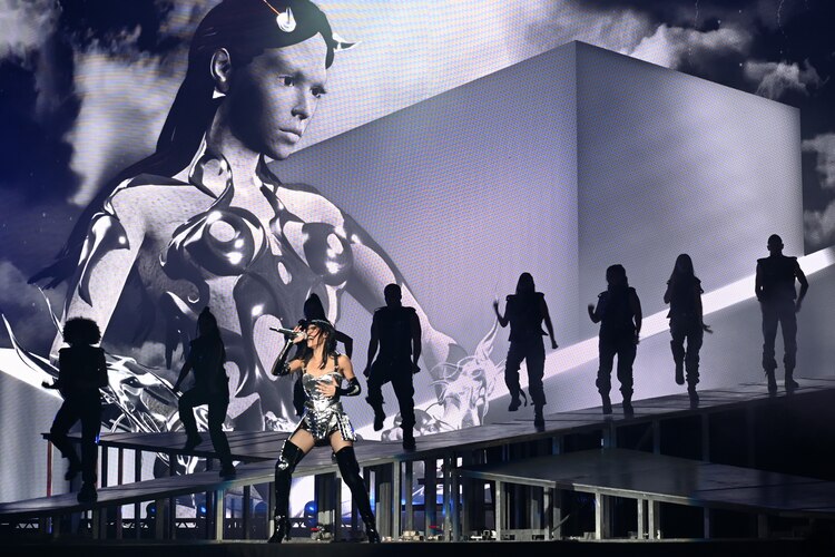 Danna Paola ofreció un impresionante espectáculo.