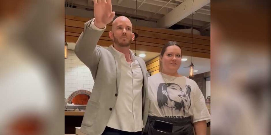 Una mesera ganó 100 mil pesos de propina, pero restaurante donde trabajaba la despidió