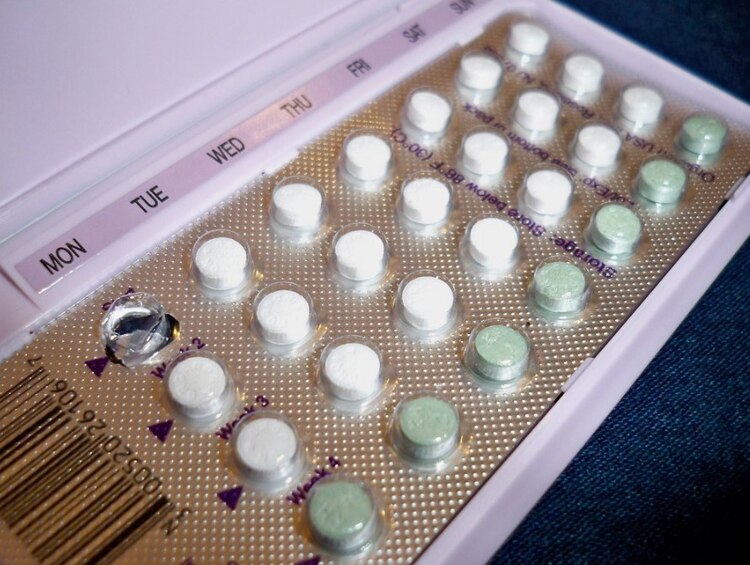 Un día como hoy, en EU se permitió la píldora conceptiva, lo cual, a su vez, llevó a un fuerte impacto social.