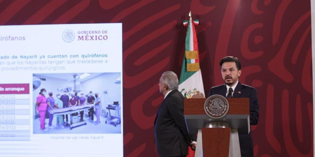 Zoé Robledo, director del IMSS, en la mañanera en Palacio Nacional.