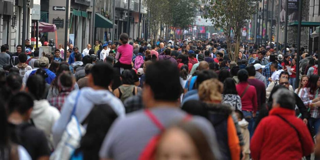 Expertos piden estar alerta ante las nuevas variantes