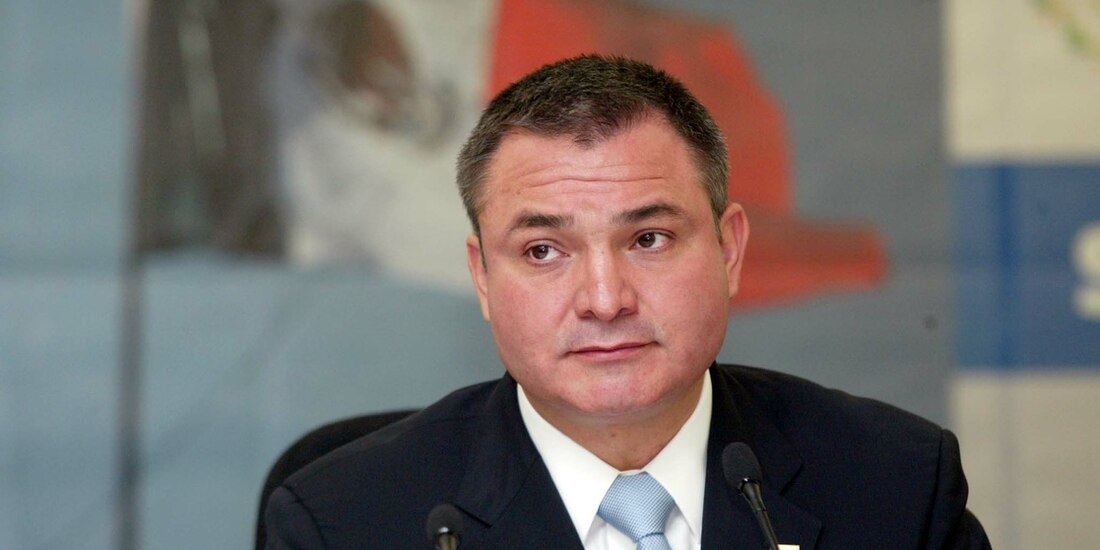 Piden difundir control de confianza de García Luna