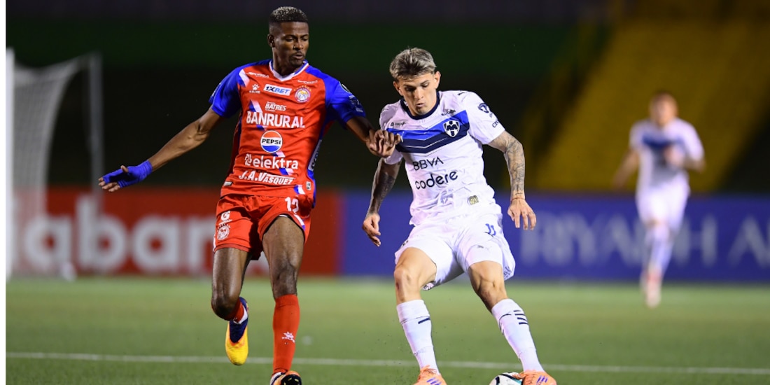 Monterrey rescató el empate ante el Xelajú.