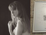 Taylor Swift deja un mensaje a sus seguidoras con un misterioso código QR.