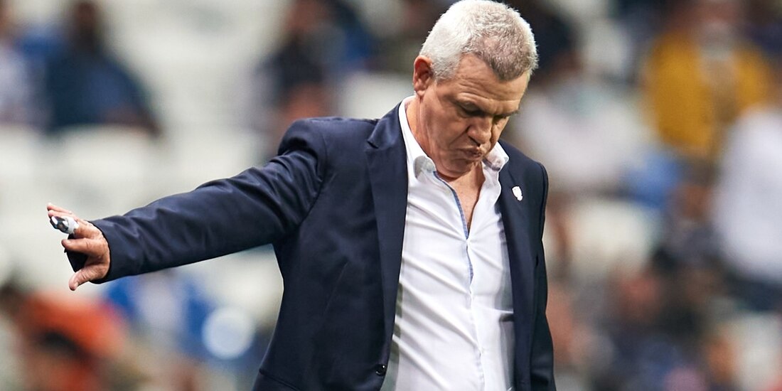 Javier Aguirre durante un partido del Monterrey en el Torneo Clausura 2022 de la Liga MX.
