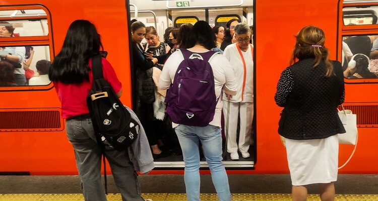 Metro de la Ciudad de México.