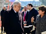 Delfina Gómez acompaña a AMLO en supervisión de obras del tren 'El Insurgente'.