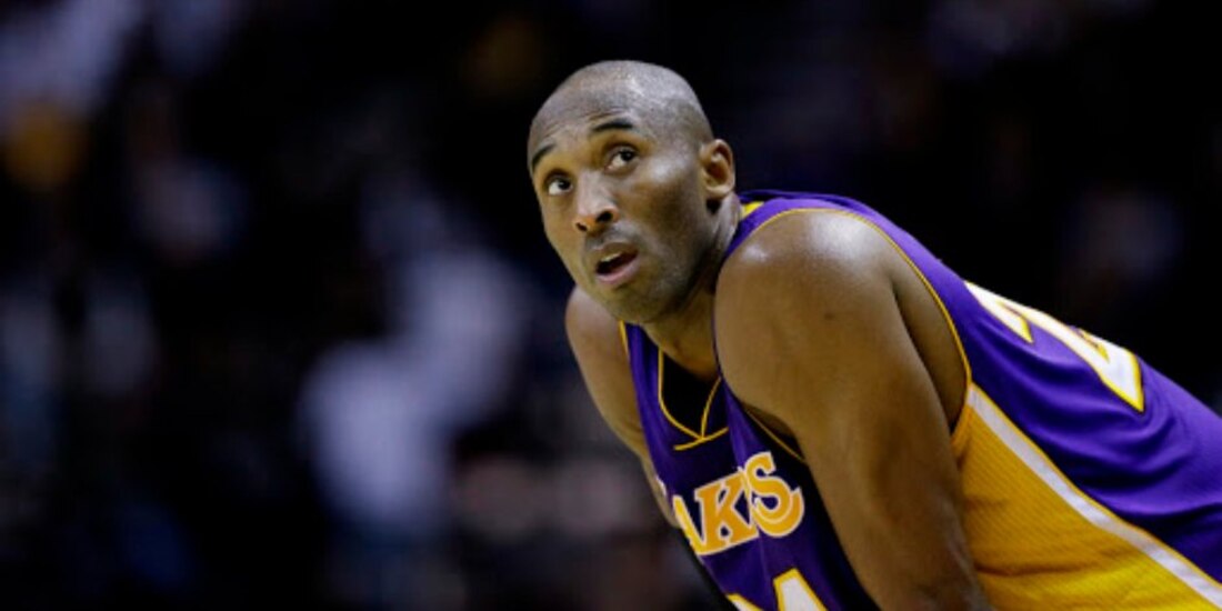 El exbasquetbolista en un partido con los Lakers.