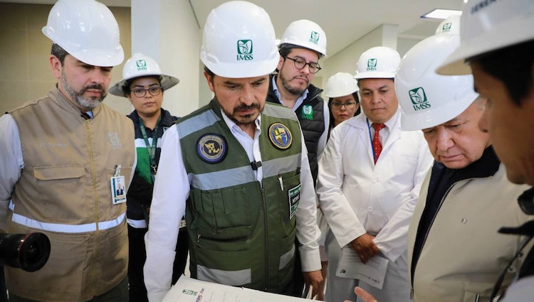El titular del Instituto Mexicano del Seguro Social, Zoé Robledo, constató la activación de los primeros módulos de atención especializada.