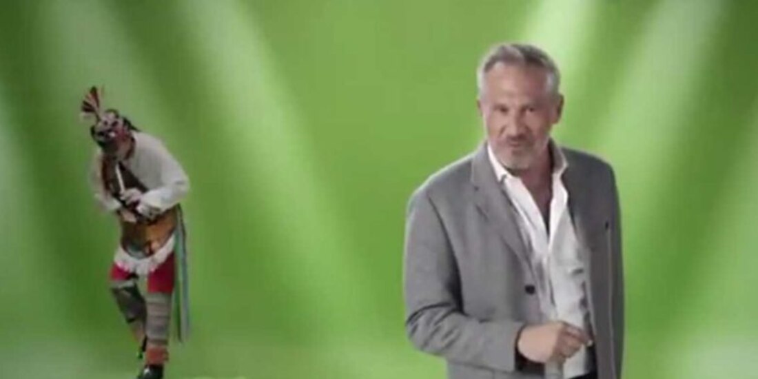 Secretaría de Cultura llama racista a Arath de la por burlarse de Voladores de Papantla