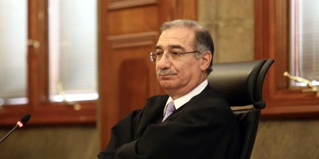 El ministro Alberto Peréz Dayán.