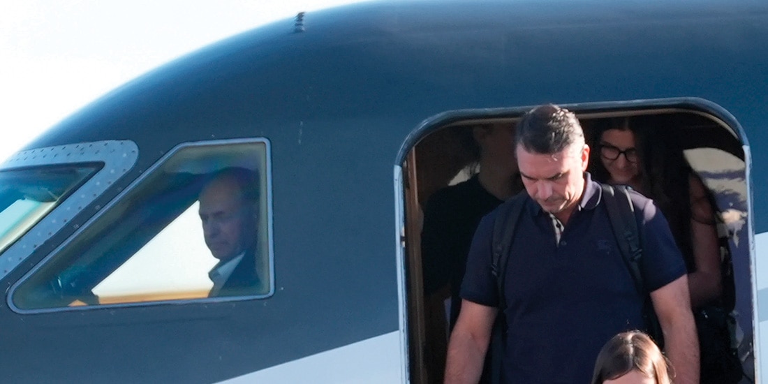 Flávio Bolsonaro llegó al Aeropuerto Ejecutivo de Miami-Opa Locka, ayer.