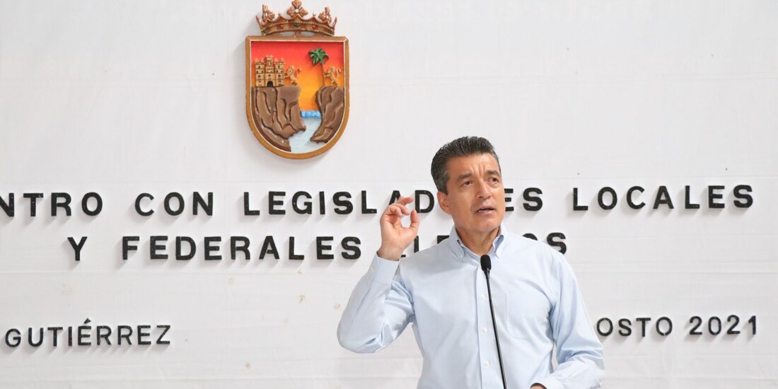 El gobernador de Chiapas, Rutilio Escandón.