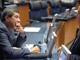 Los senadores Javier Corral (izq.) y Enrique Inzunza, en sesión ordinaria de la Cámara alta el pasado 24 de marzo