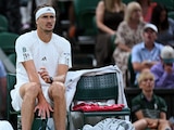 Alexander Zverev en la silla durante el encuentro.